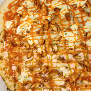 BUFFALO CHICKEN PIZZA